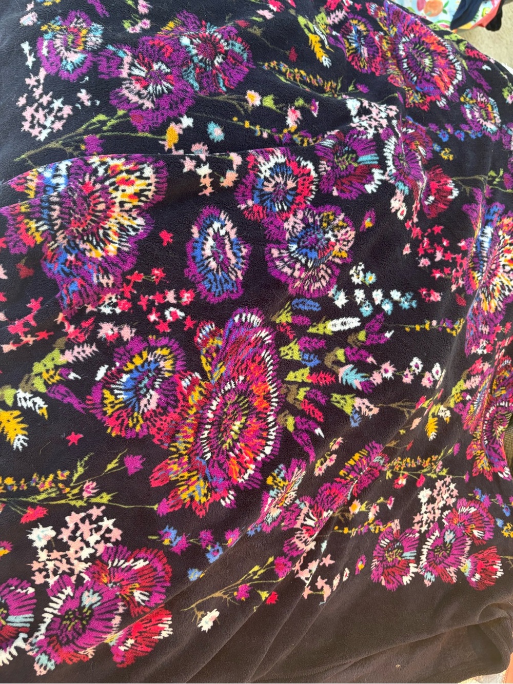 🆕Vera Bradley Throw Blanket-Midnight Wildflowers